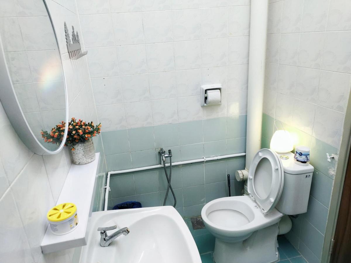 Semi-Detached, Up To 21 Pax, 4 Bedrooms, 3 Bathrooms, 4 Car Parks By Star Home Bayan Lepas Dış mekan fotoğraf