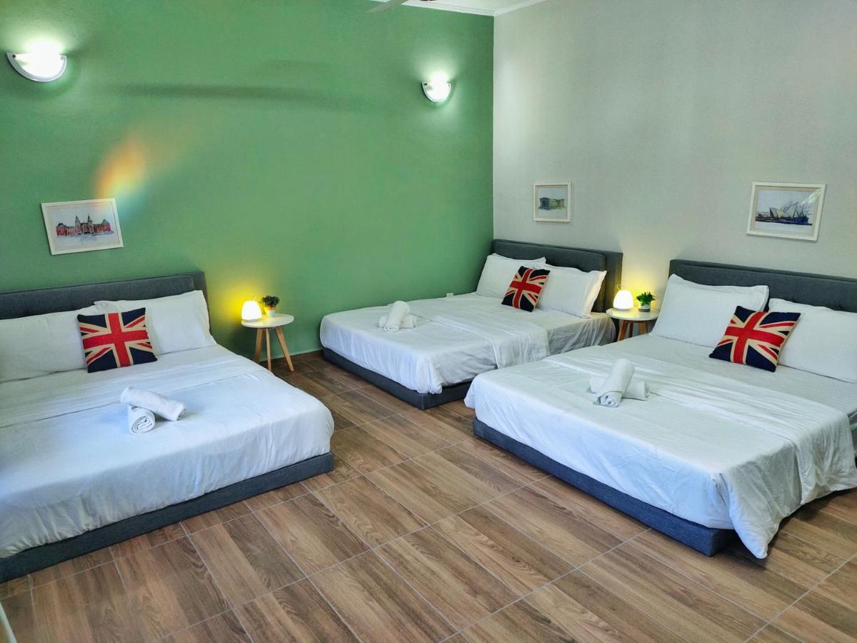 Semi-Detached, Up To 21 Pax, 4 Bedrooms, 3 Bathrooms, 4 Car Parks By Star Home Bayan Lepas Dış mekan fotoğraf